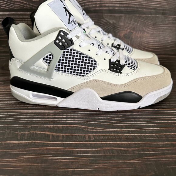 Men Jordan Air Jordan Retro “Military Black” - Picture 3 of 5